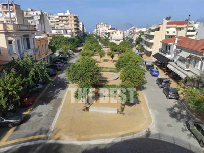 Πάτρα: Μηχανάκια delivery «γκαζωμένα» κα...