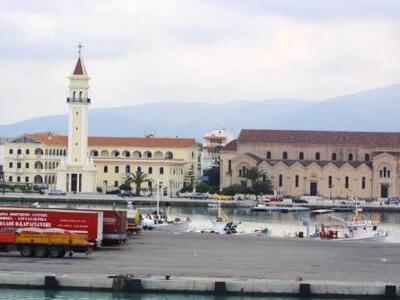 Έκλεισαν το λιμάνι της Ζακύνθου