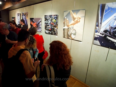 Εγκαινιάστηκε έκθεση για ...Χαρλεάδες στο Ιντεάλ