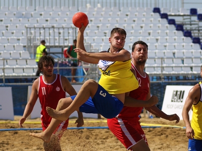 Beach Handball Aνδρών : Η Ελλάδα νίκησε ...