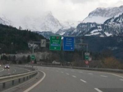 Χάος στην Ελβετία από 90χρονο που οδηγού...