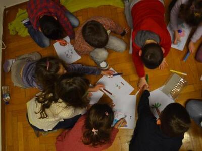 Τα παιδιά συνεργάστηκαν με ένα πολύ παρα...