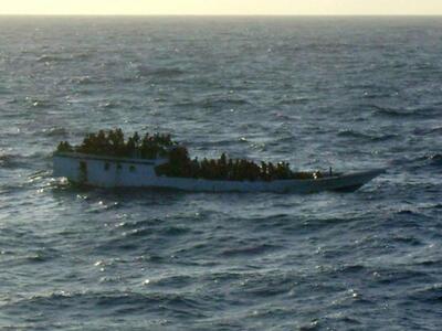 Τουλάχιστον 13 νεκροί από σύγκρουση βάρκ...