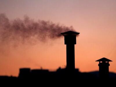 Πάτρα: Τα καυσόξυλα από τα τζάκια διπλασ...