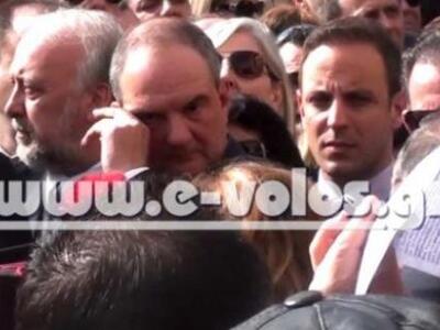 Το δάκρυ του Κ. Καραμανλή στην κηδεία το...