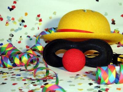 Το αντιμνημονιακό, αποκριάτικο πάρτυ της ΟΙΚΙΠΑ 