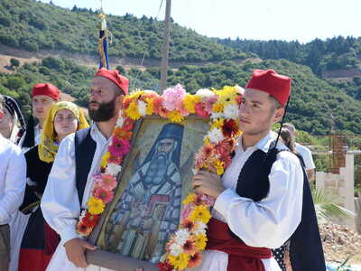 Τιμήθηκε πάνδημα η ιερά μνήμη του Αγίου ...