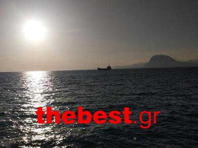 Το καράβι χάνεται μεταξύ ήλιου και Βαράσοβας