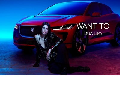 Στην καμπάνια της Jaguar