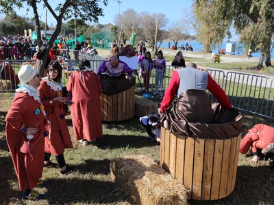Καρναβαλική γιορτή δίπλα στη θάλασσα για...