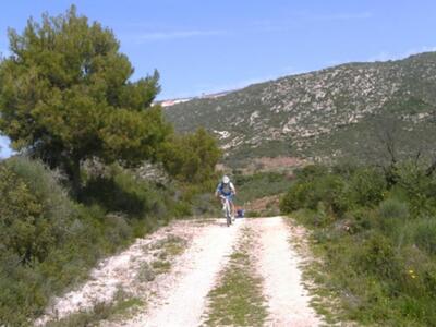 Αχαϊα: Περιπέτεια τη νύχτα στο βουνό για...