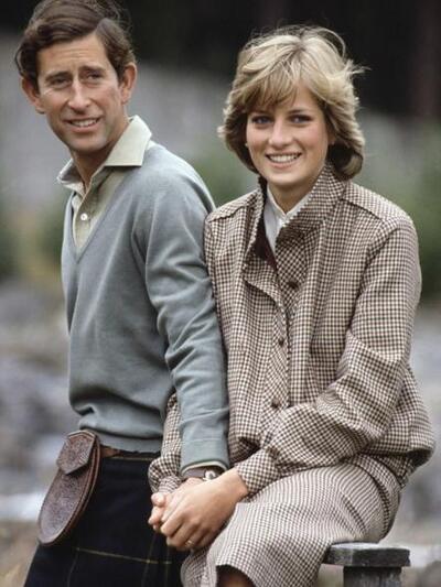 Ο Κάρολος συνέχιζε να την βλέπει τακτικά...