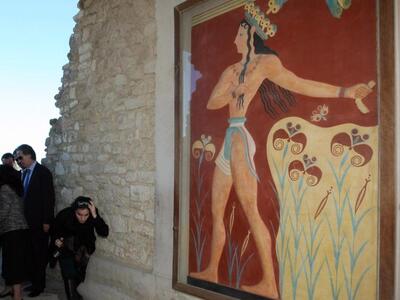 Κρήτη: Ελβετοί ξέχασαν την κόρη τους στην Κνωσό!