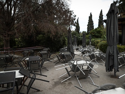 Lockdown: Παράταση ανακοινώνουν οι ειδικ...