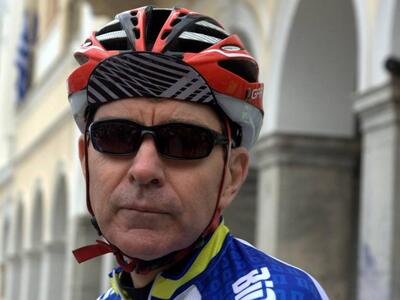 Στην Πάτρα ο Πρέσβης των ΗΠΑ – Τρέχει με...