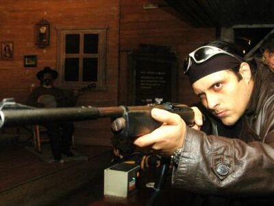 Χαιρετίσματα στην Εξουσία