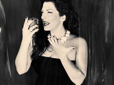 Η Πατρινή τραγουδίστρια Μαρίτα Μιχαλοπού...