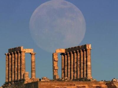 Απόψε η μεγαλύτερη πανσέληνος του χρόνου...