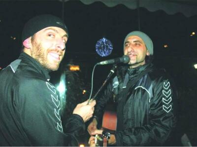 Άρπαξαν το... μικρόφωνο ο Αϊβάζης και η ...