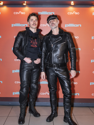 Raphael Desire, Μενέλας Σιαφάκας.