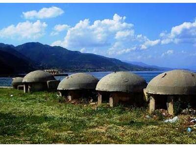 Τα πολυβολεία του Χότζα γίνονται... ξενώνες