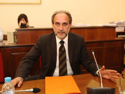 Οι πασχαλινές ευχές του Περιφερειάρχη Απ...