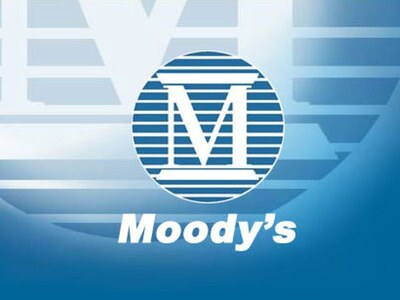 Moody's: Δεν κινδυνεύει με πτώχευση η Ελλάδα 