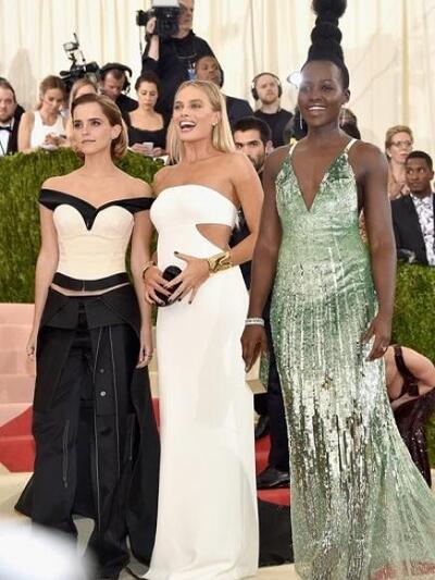 Με Calvin Klein Εμα Γουότσον, Mάργκο Ρόμ...