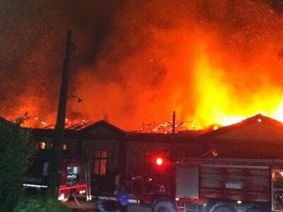 Aυτοκτόνησε ο δάσκαλος που είχε κάψει σχ...