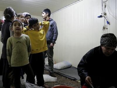 Μειώθηκαν οι πρόσφυγες και μετανάστες πο...