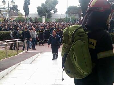 Δυτική Ελλάδα:Οι πυροσβέστες 5ετούς θητε...