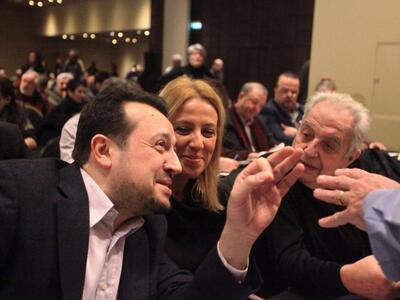 Ν. Παππάς σε καναλάρχες: Και αδειοδότηση...