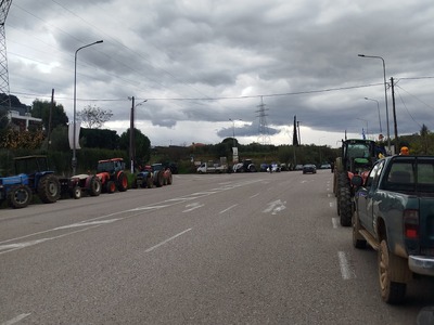 Οι αγρότες της Αχαΐας σε παράταξη «μάχης...