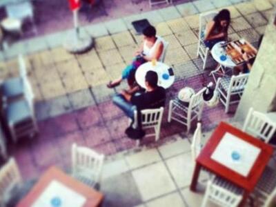 Ουζάκι και νόστιμοι μεζέδες στο Μαρκάτο ...