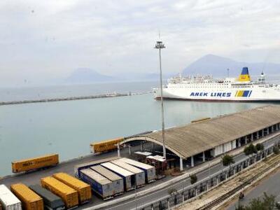 Κύρια εξαγωγική της πύλη θέλει το λιμάνι...