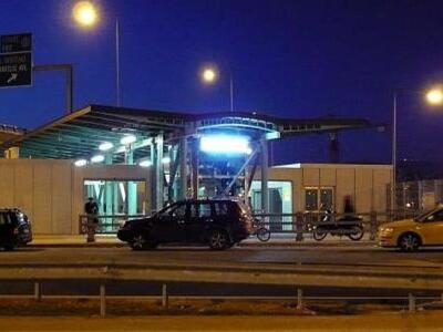 O χάκερ που έκανε προβολή ερωτικού περιε...