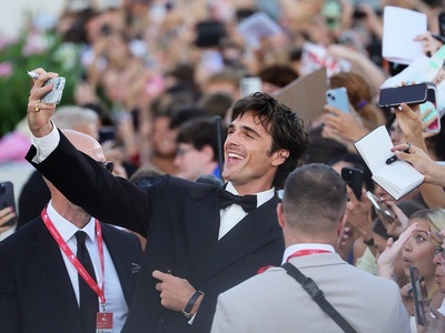 Tζέικομπ Ελόρντι, Βενετία: Μας αρέσει κα...