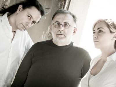 Μελωδική σύμπραξη Θάνου Μικρούτσικου με ...