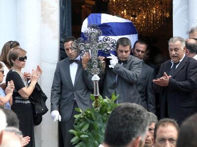 Πάνδημος αποχαιρετισμός στον Αναστάσιο Πεπονή 