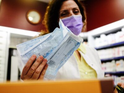 Δωρεάν δύο self test από σήμερα στους αν...