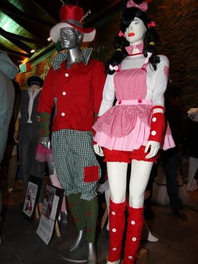 GROUP 21 - ΤRALALOOPSY