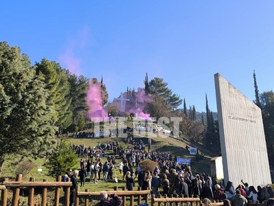 Tα Καλάβρυτα τιμούν τη μνήμη των νεκρών ...