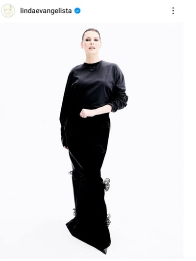 Mε total look Prada