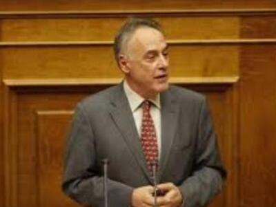 Ν. Τσούκαλης:  «Ακάλυπτοι οι ασφαλισμένο...