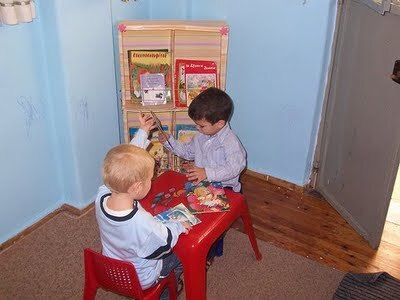 Βοήθεια στα άπορα παιδιά από τον Δήμο Μόβρης