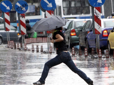 Αστάθεια με ισχυρές βροχές το τριήμερο -...