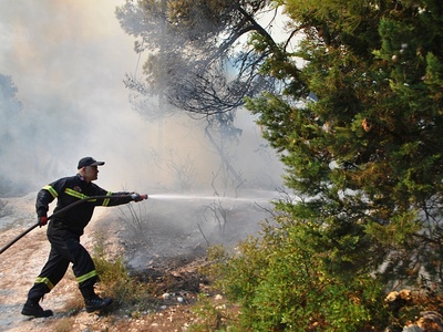 Ζάκυνθος: Πυρκαγιά στο Κερί