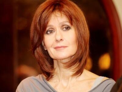 Πολιορκούν την Κάτια Δανδουλάκη για το &...