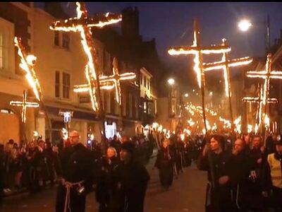 Εορτασμοί στην Αγγλία για τη «Νύχτα της Πυρίτιδας»