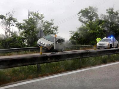 Τροχαίο στο Λαμπίρι – Αυτοκίνητο έπεσε σ...